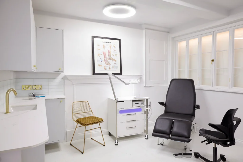 Footworks treatment room 01 1