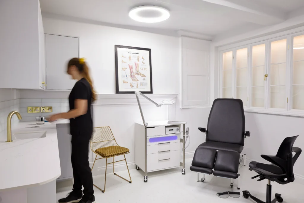 Footworks treatment room 02